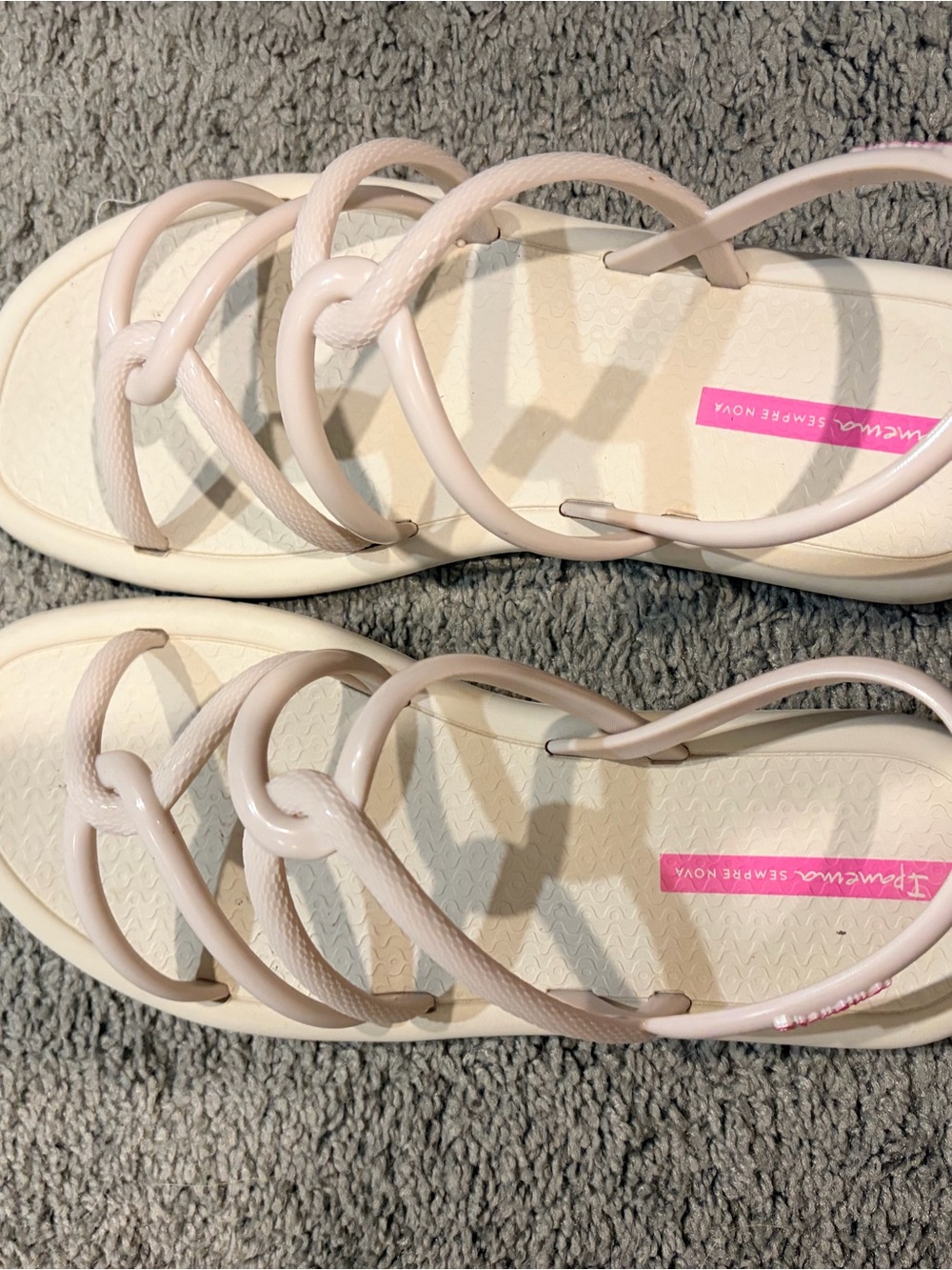 Ipanema off white Strappy Women's Sandals - Picture 1 of 3